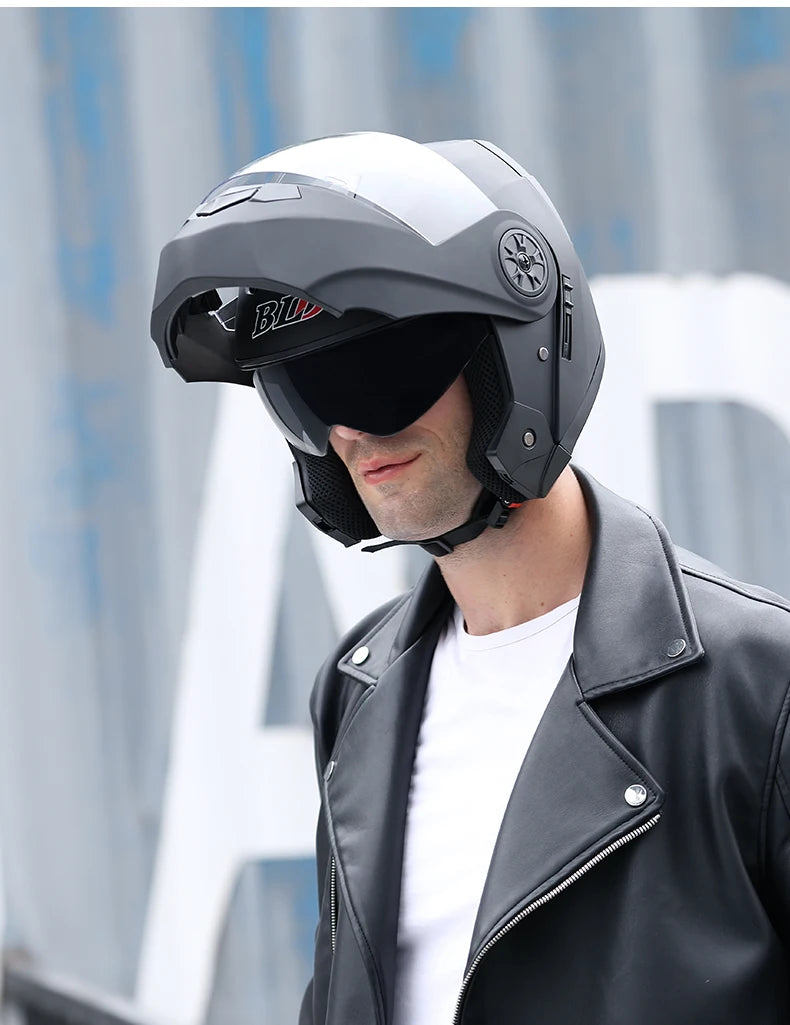 Personalised Dual Lens Flip Up Helmets Motocross Racing Modular Cascos Para Moto Men Women Fashion Full Face Motorcycle Helmet