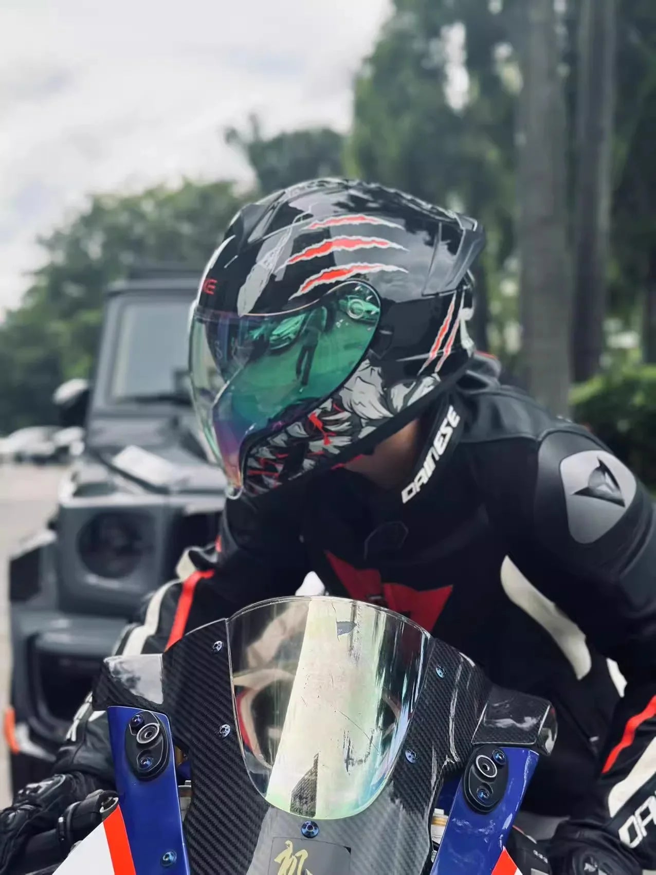 Motorcycle helmet men and women motorcycle double lens anti-fog full helmet cruise pedal four seasons universal helmet DOT certi