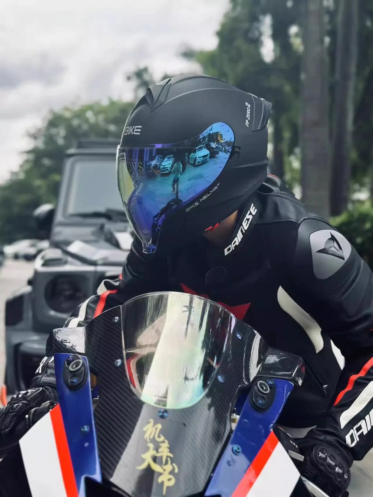 Motorcycle helmet men and women motorcycle double lens anti-fog full helmet cruise pedal four seasons universal helmet DOT certi